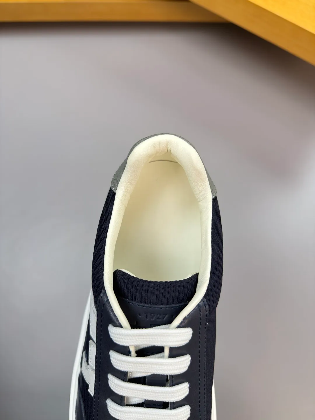 Men's men's shoes 💰420 [New style] 🏃‍♂️🏃‍♂️[ Ferragamo] Ferragamo - High-end quality original order·Casual sports shoes - Upper: 🔝Nappa calfskin, suede calfskin, shoe body. Sewing brand totem, tongue air pressure brand logo - Inner: water-dyed cowhide - Outsole: ultra-light TPU foam rubber; molded outsole -Ultra-high quality control and fine workmanship: outstanding (high-end, extravagance, grade) -Size: 38-45 (46, can be customized)